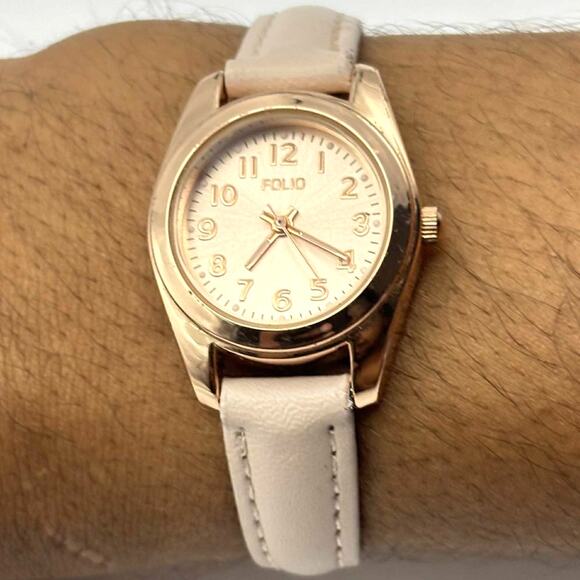 Pink Folio Watch - Picture 2 of 5